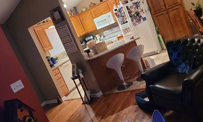 Randleman Casa | Charming 2-bedroom house with AC and WiFi in soothing Randleman filled with love
