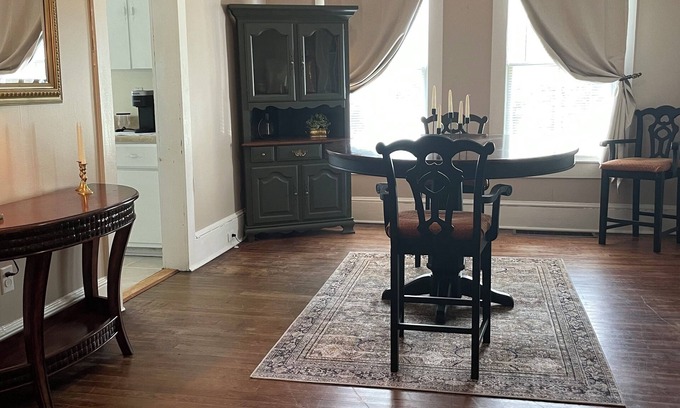 Arapahoe Casa | Charming 2-bedroom house in Arapahoe! Convenient for camps and ferry!