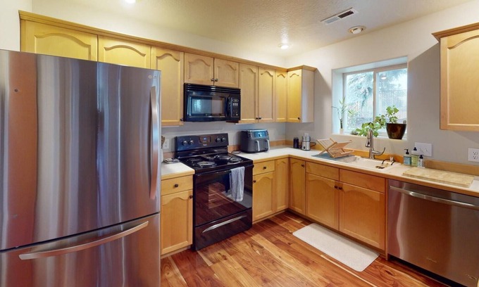 Southgate Triangle Casa | Charming 2-bedroom house with over 1700 sf in Missoula.