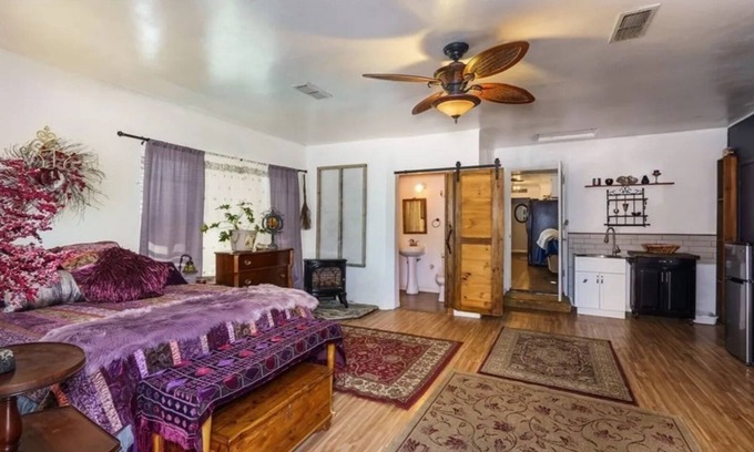 Oakhurst Casa | Charming 2-bedroom house in Oakhurst with WiFi access