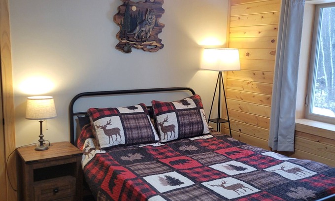 Winter Casa | Charming 2-bedroom house near Loretta