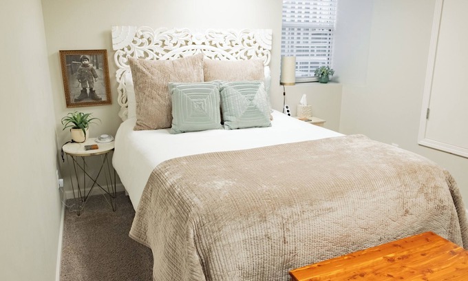 Homewood Casa | Charming 2 Bedroom - minutes to Samford and UAB!