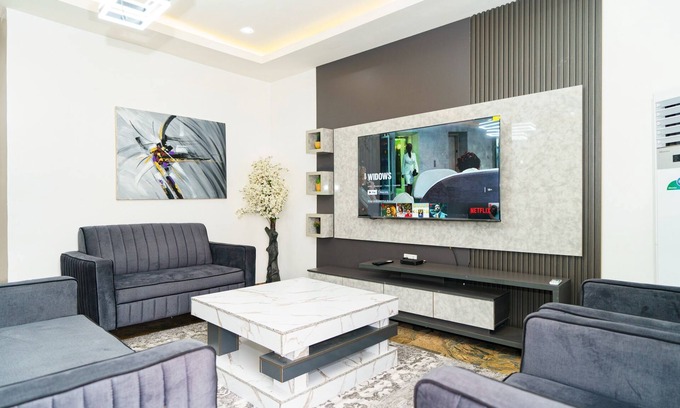 Wuse 2 Apartamento | Charming 2-Bedroom Terrace in the Heart of Wuse 2 -Your Perfect Getaway!