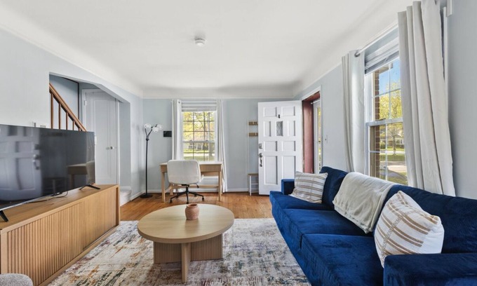 Royal Oak Casa | Charming 2-bedroom townhome 2 min from Downtown Royal Oak