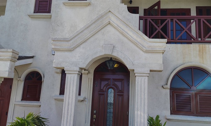 Clermont Casa | Charming 2-bedroom townhome in marvelous St. James with Private Pool & Sun Deck