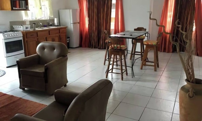 San Fernando Apartamento | Charming 2-bedroom apartment with AC, WiFi in delightful San Fernando