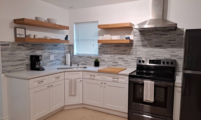 North San Antonio - SAT Apartamento | Charming 2-Bedroom/1bath near Airport