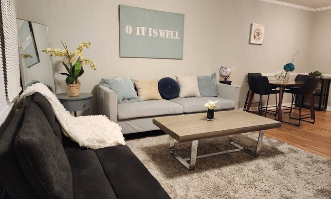 Silver Creek Apartamento | Charming 2-bedroom Home near Rome
