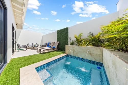 Ponton Apartamento | Charming 2 BR Oasis in Oranjestad by Bocobay