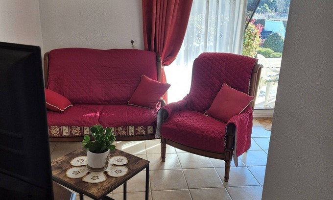 Regusse Apartamento | Charming 2-room apartment