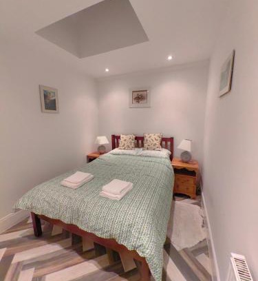 Stranraer Casa | Charming 2B Cottage in Stranraer: Vintage Escape