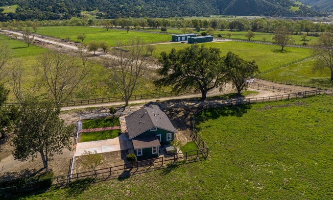 Solvang Casa | Charming 2bd 2br Cottage w/ Jacuzzi on Horse Ranch