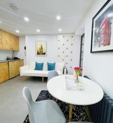 Harrow Road Apartamento | Charming 2Bd Modern Flat with Garden In Little Venice