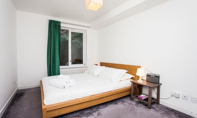 St. George's Casa | Charming Peaceful 2-BED with Parking and Garden
