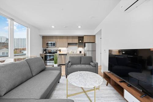 Riverside Apartamento | Charming 2bd2ba Apt Near Dt-petfriendlywifi