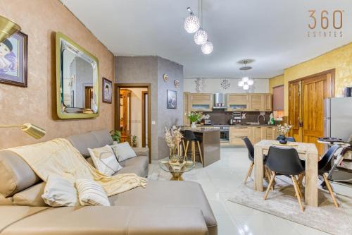 Marsaxlokk Apartamento | Charming 2BR home in the heart of Marsaxlokk by 360 Estates