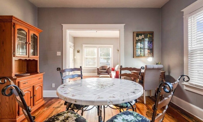 New Albany Casa | Charming 2BR *Hot Tub* Getaway