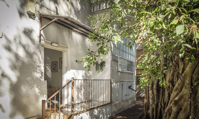 Haifa Apartamento | Charming 2BR in Haifa by Sea N' Rent