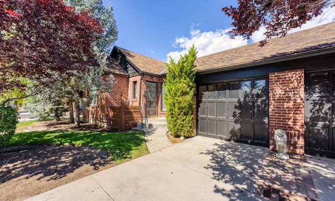 Old Southwest Casa | Charming 2BR in Old Southwest Reno