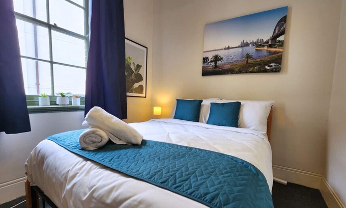 The Rocks Apartamento | Charming 2BR Unit | The Rocks | Free Wifi &Linens