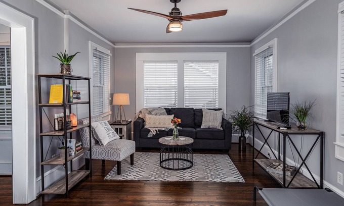 Sans Souci Casa | Charming 2BR with Fireplace, Pets, Close to Furman