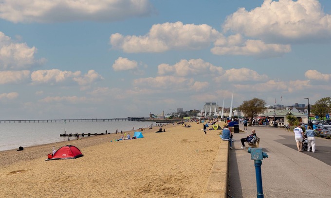 Southend-on-Sea Apartamento | Charming 3-Bed Apartment in South end on sea