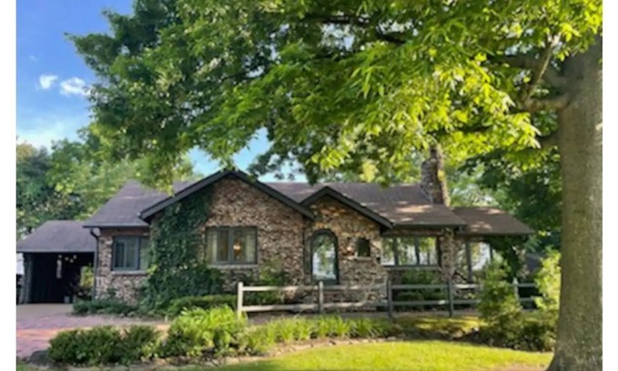 Jackson Casa | Charming 3 bed 2 bath w/Pool