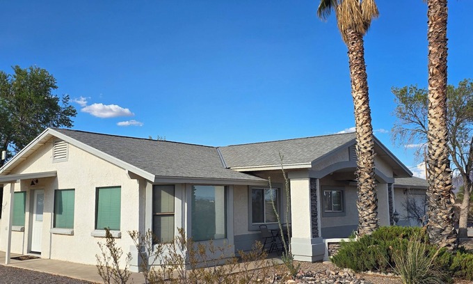 Safford Casa | Charming 3 bed 3 bath home with stunning views of Mt Graham and valley below.