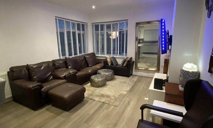 Fryent Apartamento | Charming 3-Bed Apartment in London