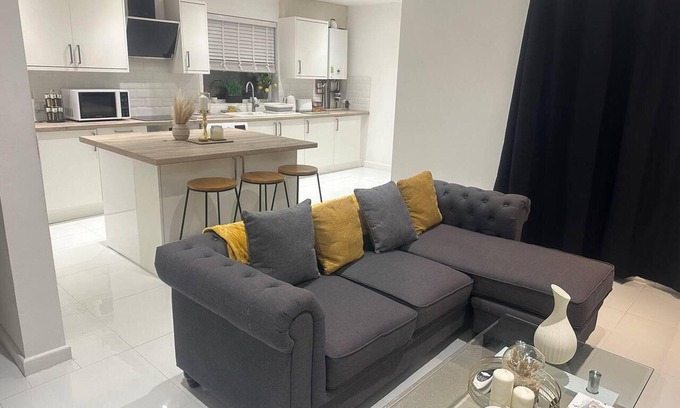 Woodthorpe Casa | Charming 3-bed Home Minutes From City Centre