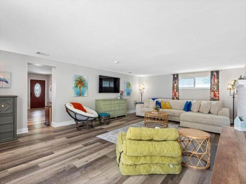 Lakeland Casa | Charming 3 bed Home with Heated Pool in Lakeland