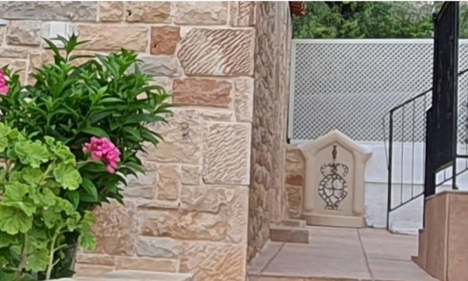 Tiros Casa | Charming 3-Bed House in Tyros