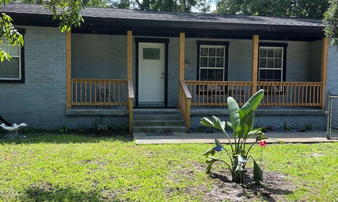 Fernandina Beach Casa | Charming 3-bedroom house in peaceful Fernandina Beach with WiFi, AC