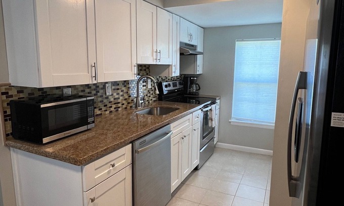 Pleasantville Casa | Charming 3-bedroom house in peaceful Pleasantville with AC, WiFi