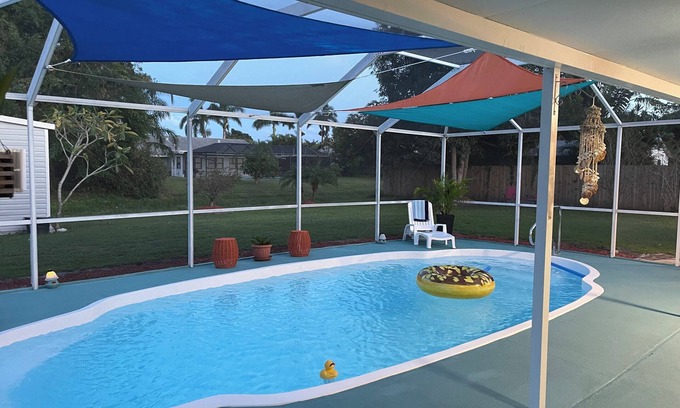 Port Saint Lucie Casa | Charming 3-bedroom house with AC, fitness room, WiFi in Port St. Lucie