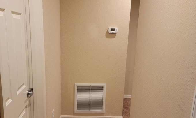 Saddlebrook Village West Casa | Charming 3-bedroom townhome with WiFi, AC in wonderful Wesley Chapel