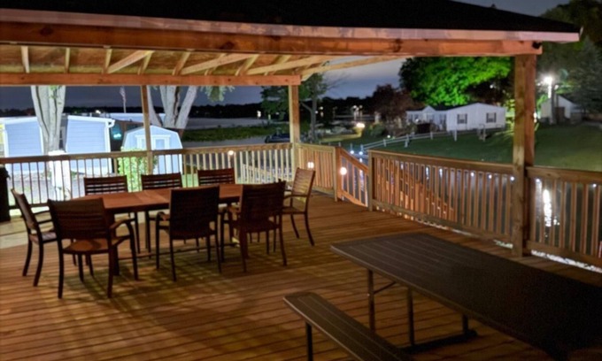Eau Claire Cabaña | Charming 3-bedroom cottage with WiFi, AC in soothing Indian Lake, MI