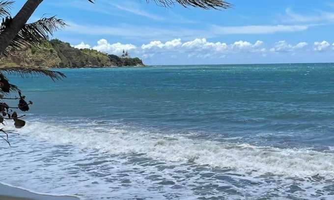 Maunabo Condominio | Charming 3-bedroom condo with oceans views