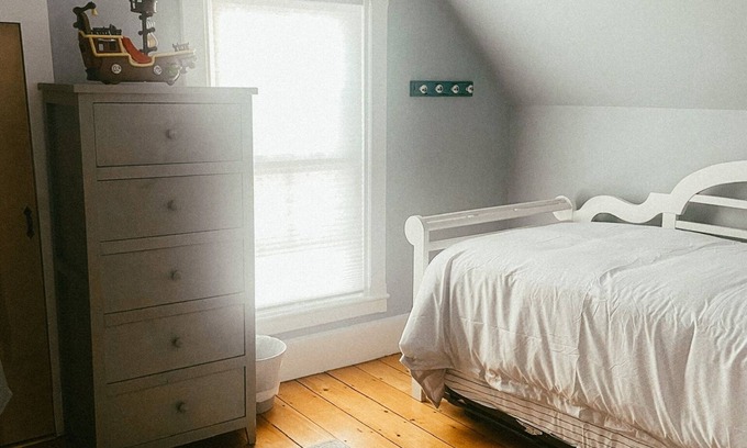 Thomaston Otro | Charming 3-bedroom farmhouse with AC, WiFi in quaint Thomaston