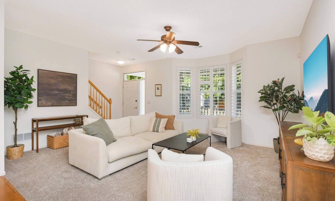 West Seventh Casa | Charming 3-bedroom house in Saint Paul with AC, WiFi
