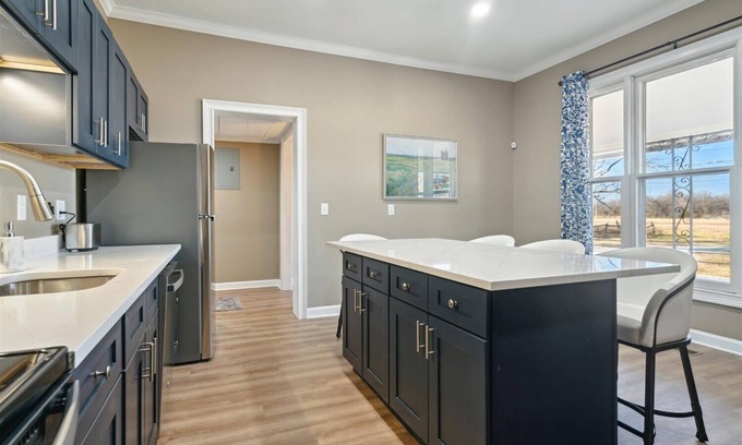 Somerville Casa | Charming 3-bedroom house in Somerville minutes from Blue Oval and Town Square!