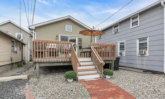 Manasquan Casa | Charming 3-bedroom house 3 blocks from Manasquan beach
