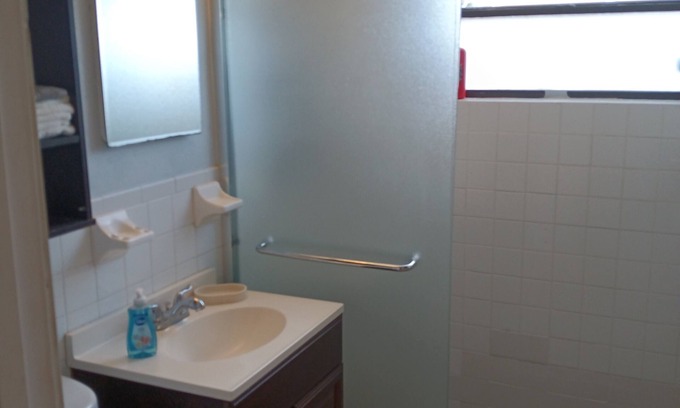 Tropic Casa | Charming 3-bedroom house in wonderful Melbourne with WiFi, AC