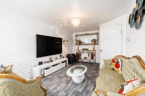 Doncaster Casa | Charming 3 Bedroom Home with Garden near Doncaster