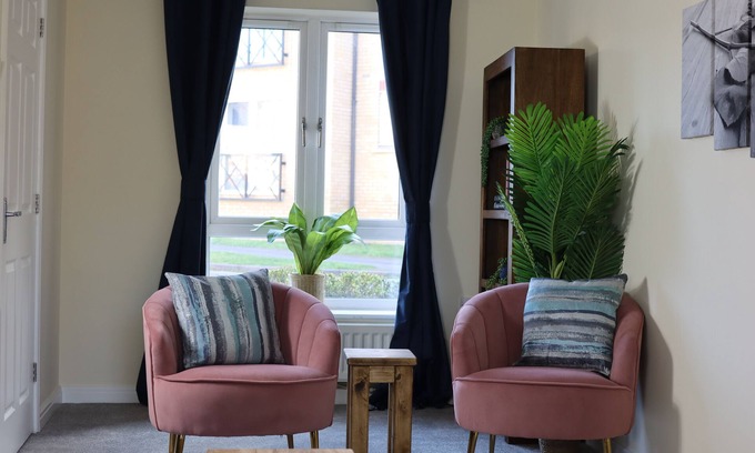 Ipswich Casa | Stunning Three-Bed House with Parking