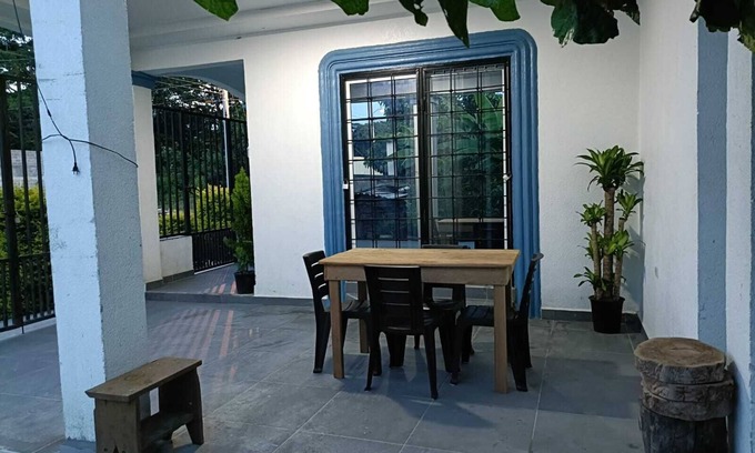 Aldea de Peru Casa | Charming 3-bedroom house with AC and WiFi in La Ceiba pet friendly home