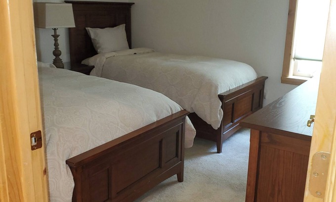 Lower Kingsbury Casa | Charming 3-bedroom house in Stateline