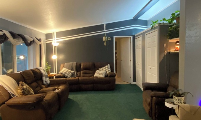 Plummer Casa | Charming 3-bedroom house with WiFi in Plummer