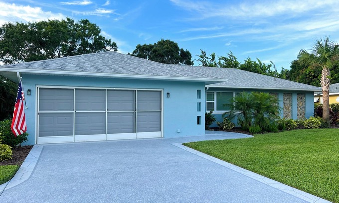 Sebring Casa | Charming 3-bedroom house in fabulous Sebring with WiFi, AC
