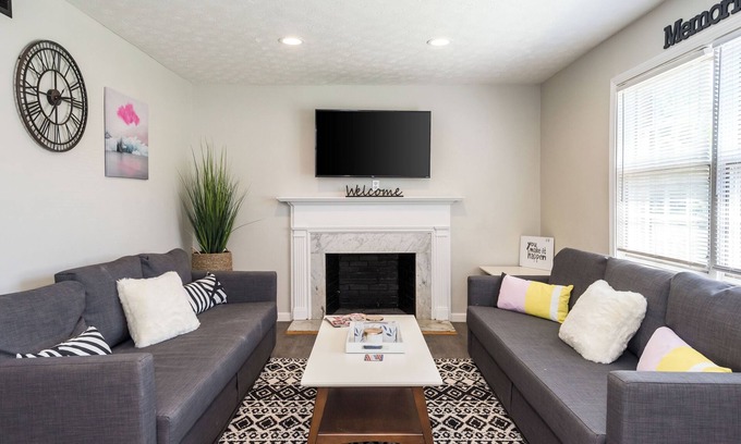 Kettering Casa | Charming 3-bedroom house in delightful Dayton with AC, WiFi